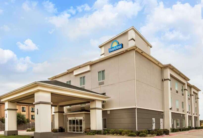 فندق Days Inn & Suites By Wyndham Mineral Wells