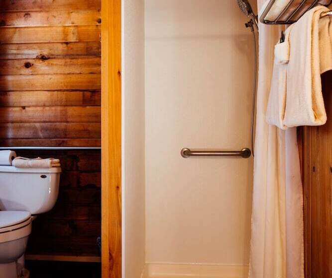 فندق Denali Cabins