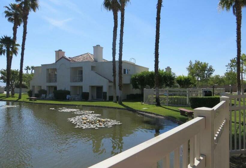 ホテル Desert Breezes Resort