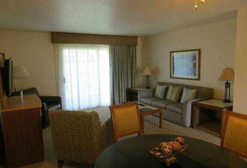 בית מלון כפרי Desert Breezes Resort