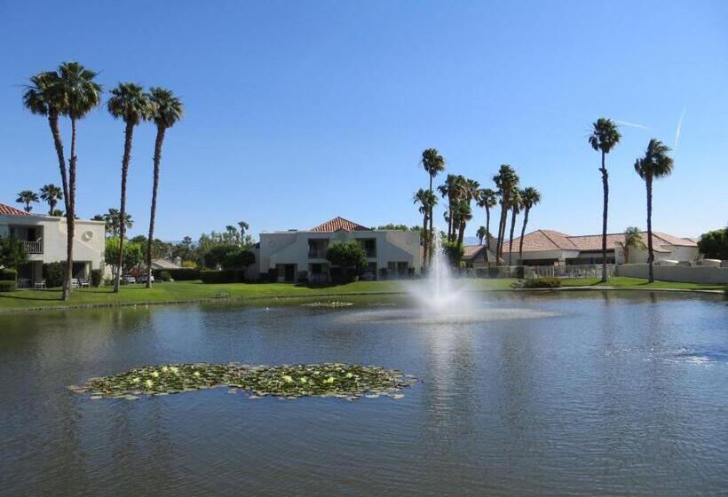 ホテル Desert Breezes Resort