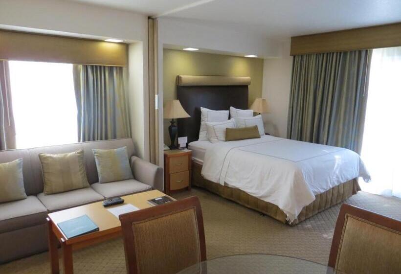 בית מלון כפרי Desert Breezes Resort