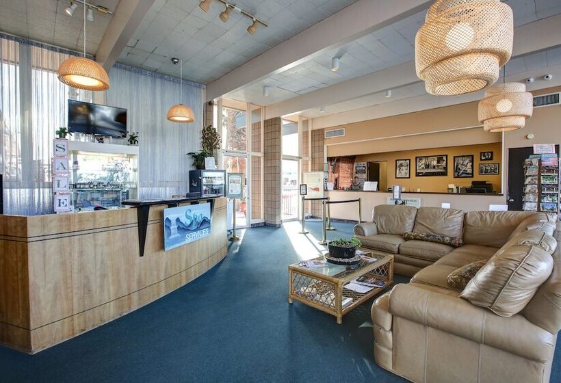 ホテル Desert Hot Springs Spa