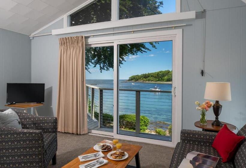 Отель Dockside Guest Quarters