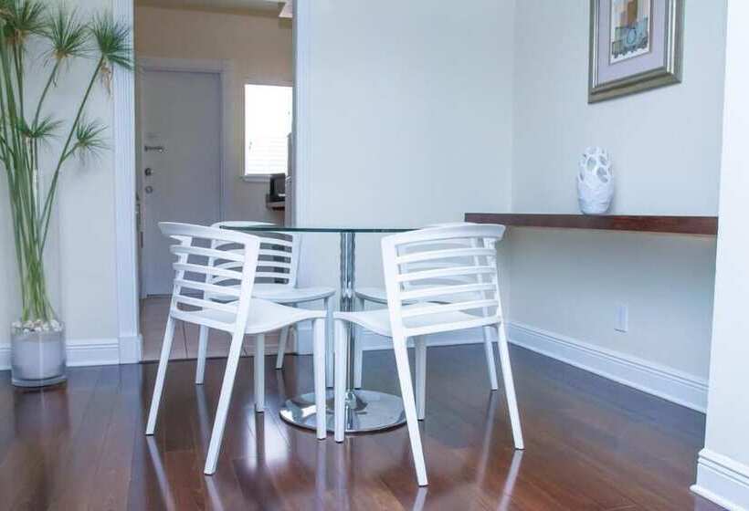 Dorchester Hotel & Suites