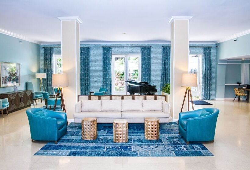 Dorchester Hotel & Suites