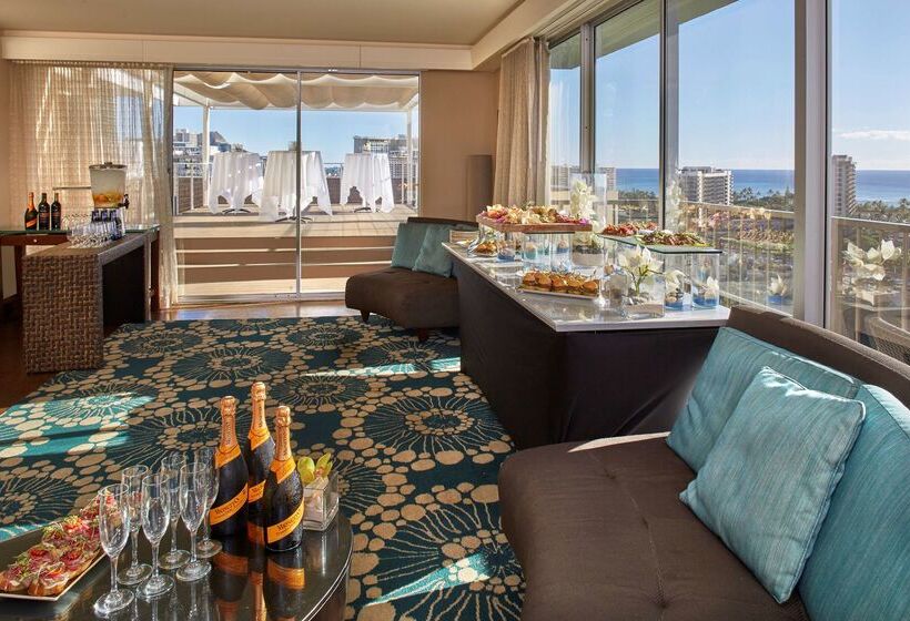 Doubletree By Hilton Hotel Alana   Waikiki Beach