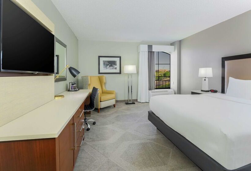 Hotel Doubletree By Hilton Austin University Area