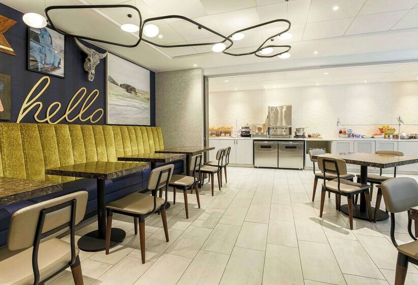 Hotel Doubletree By Hilton Austin University Area