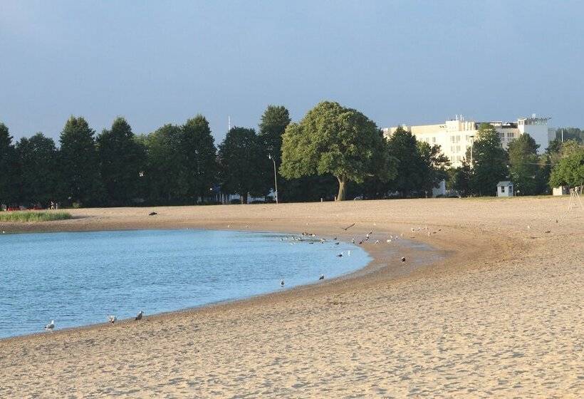 Doubletree By Hilton Hotel Boston Bayside