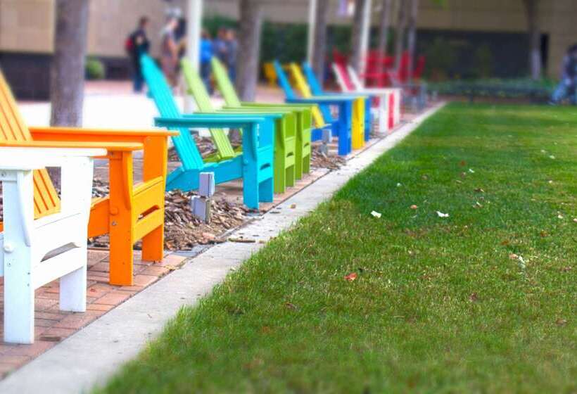 בית מלון כפרי Doubletree By Hilton Charlotte Uptown