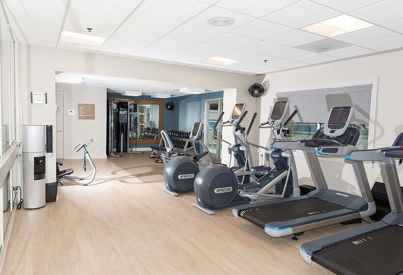 בית מלון כפרי Doubletree By Hilton Charlotte Uptown