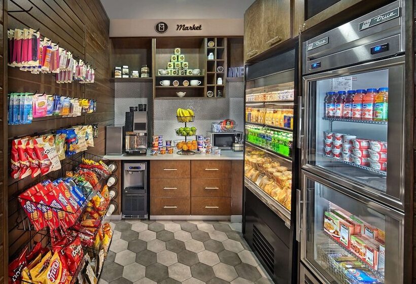 فندق Doubletree By Hilton Little Rock