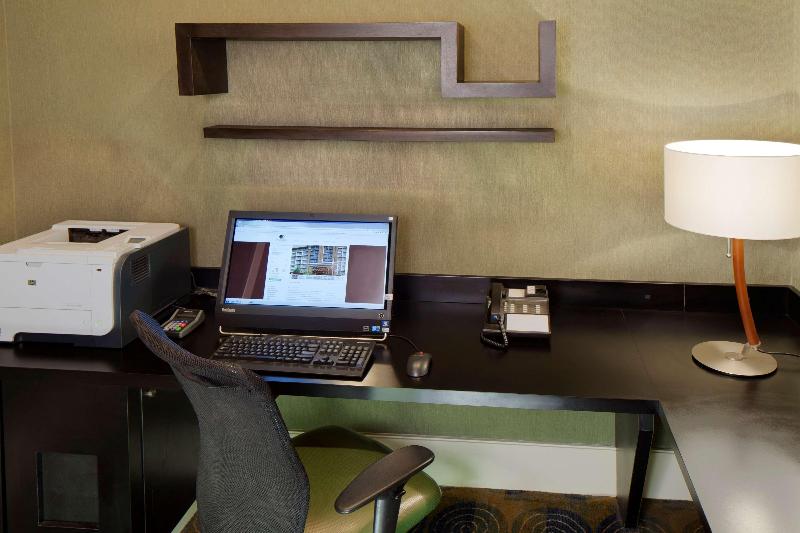 Отель Doubletree By Hilton  Norwalk