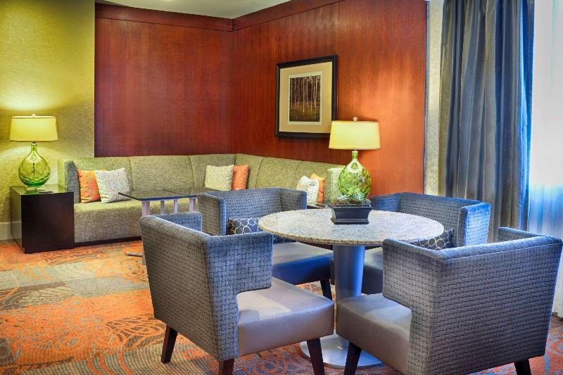 Отель Doubletree By Hilton  Norwalk