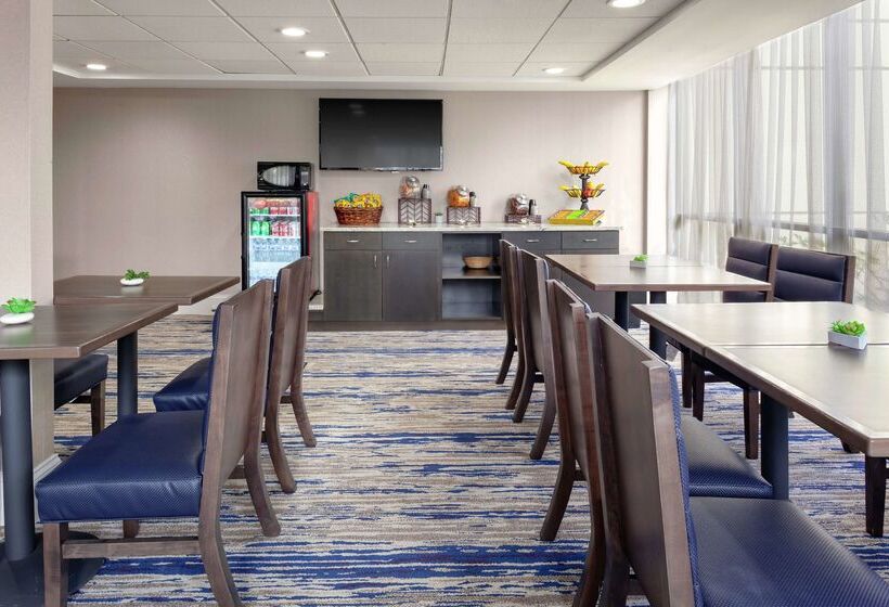 فندق Doubletree By Hilton Palm Beach Gardens