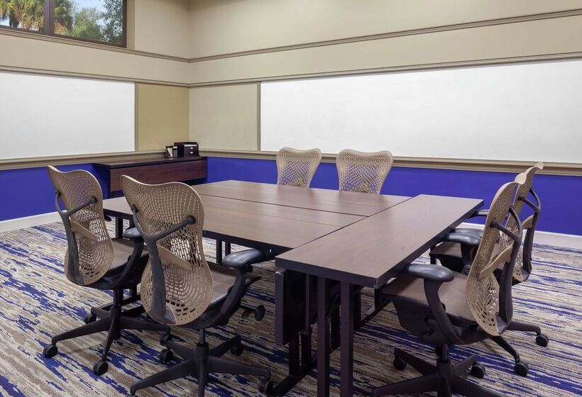 فندق Doubletree By Hilton Palm Beach Gardens