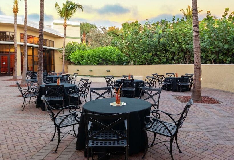 فندق Doubletree By Hilton Palm Beach Gardens