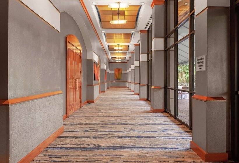 فندق Doubletree By Hilton Palm Beach Gardens