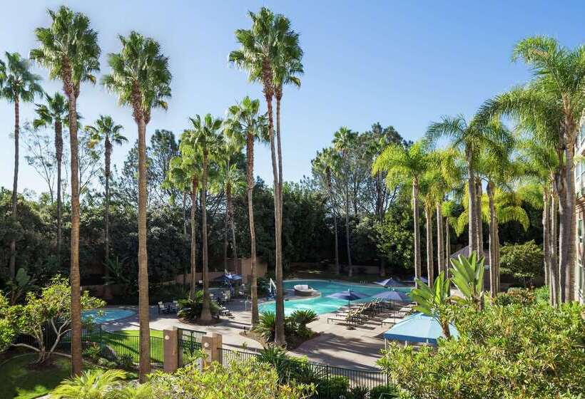 ホテル Doubletree By Hilton San Diego Del Mar