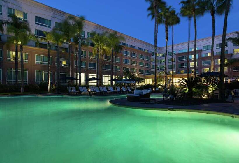 ホテル Doubletree By Hilton San Diego Del Mar