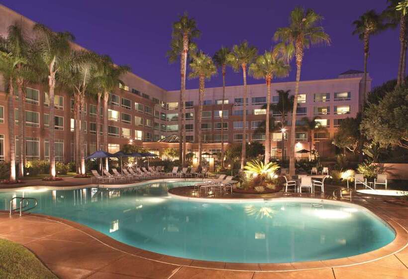 ホテル Doubletree By Hilton San Diego Del Mar
