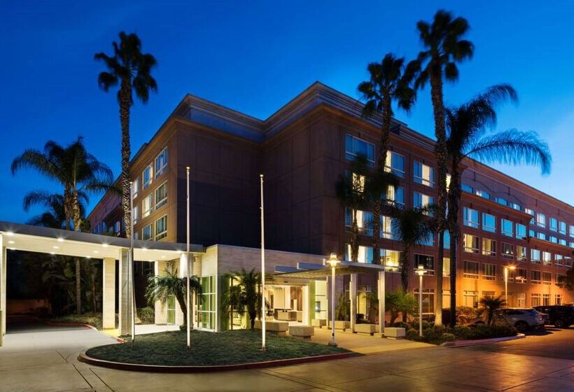 ホテル Doubletree By Hilton San Diego Del Mar