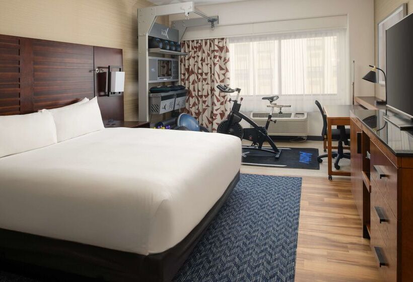 هتل Doubletree By Hilton  San Francisco Airport