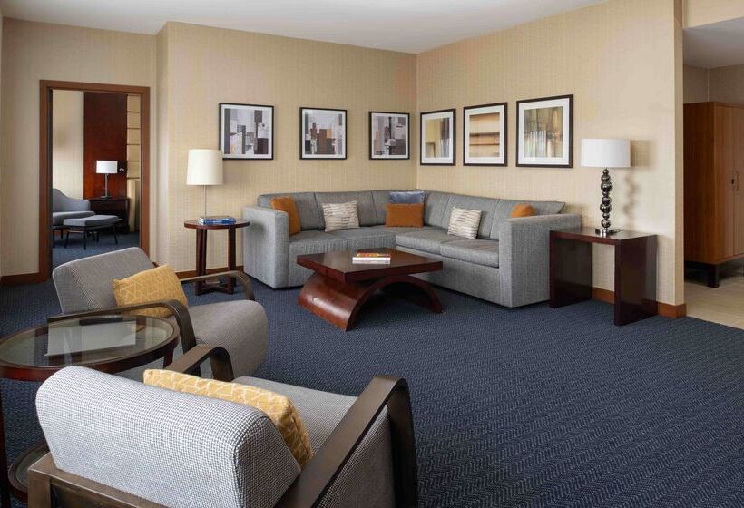 هتل Doubletree By Hilton  San Francisco Airport