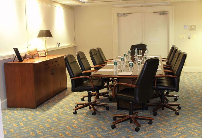 Doubletree By Hilton Somerset Hotel And Conference Center