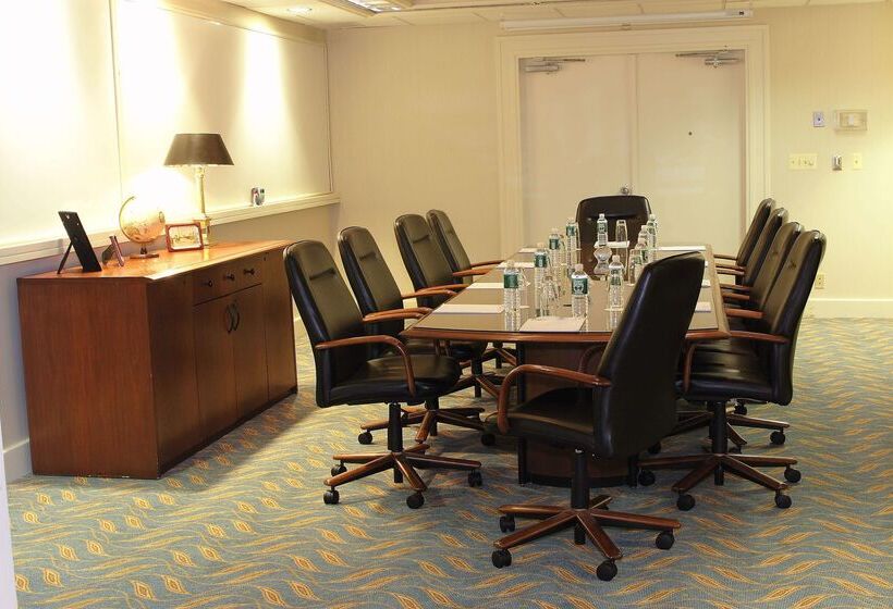 Doubletree By Hilton Somerset Hotel And Conference Center