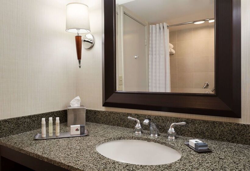 Doubletree By Hilton Somerset Hotel And Conference Center