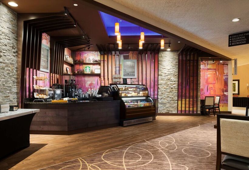 Doubletree By Hilton Somerset Hotel And Conference Center