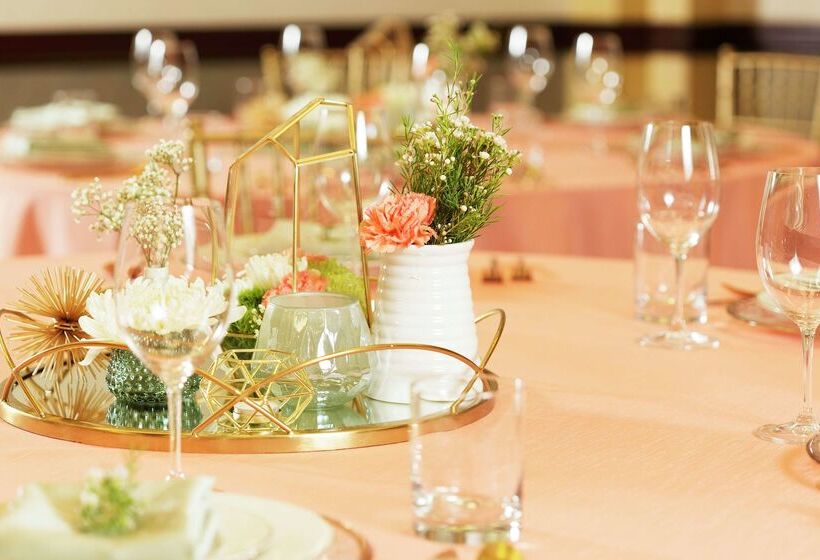 호텔 Doubletree By Hilton  Spokane City Center