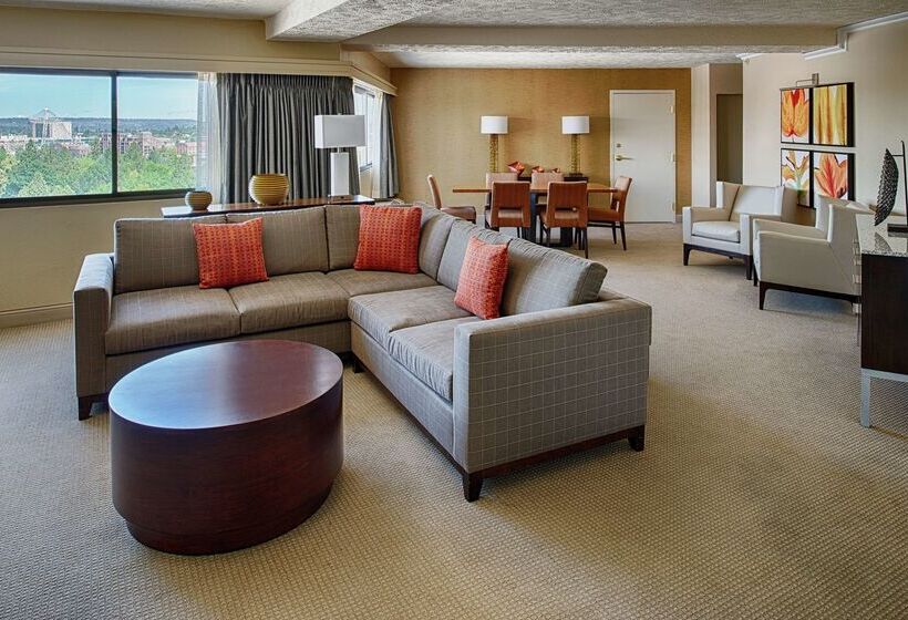 호텔 Doubletree By Hilton  Spokane City Center