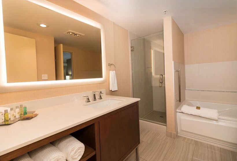 호텔 Doubletree By Hilton  Spokane City Center