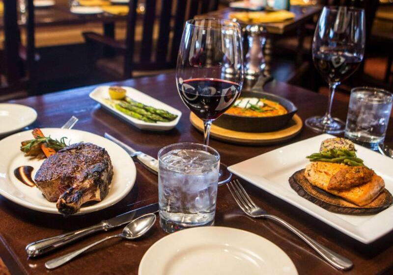 호텔 Doubletree By Hilton  Spokane City Center