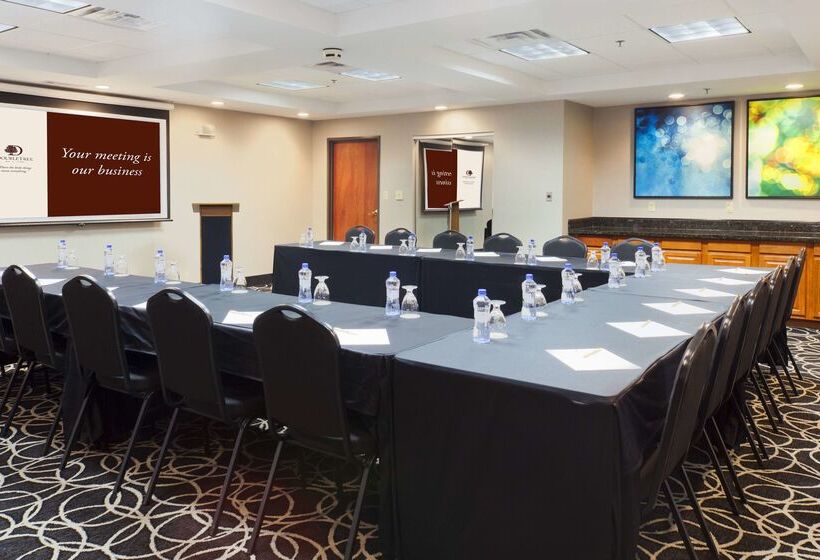 فندق Doubletree By Hilton Springdale