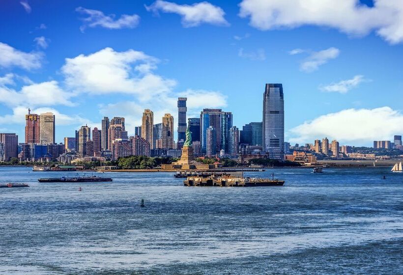 Doubletree By Hilton Hotel & Suites Jersey City