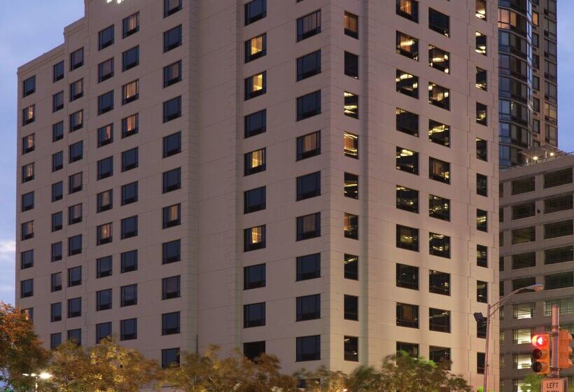 Doubletree By Hilton Hotel & Suites Jersey City