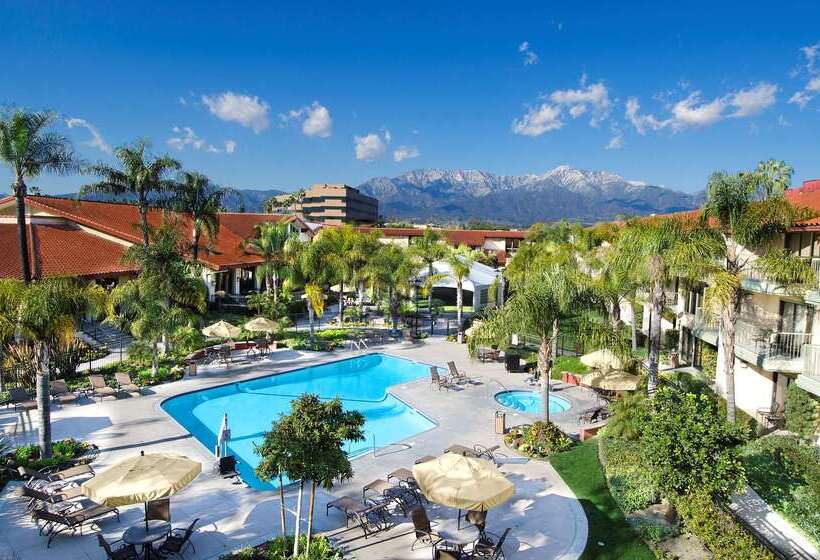 ホテル Doubletree By Hilton Ontario Airport