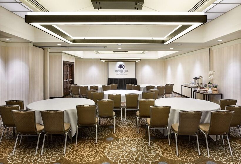 ホテル Doubletree By Hilton Ontario Airport
