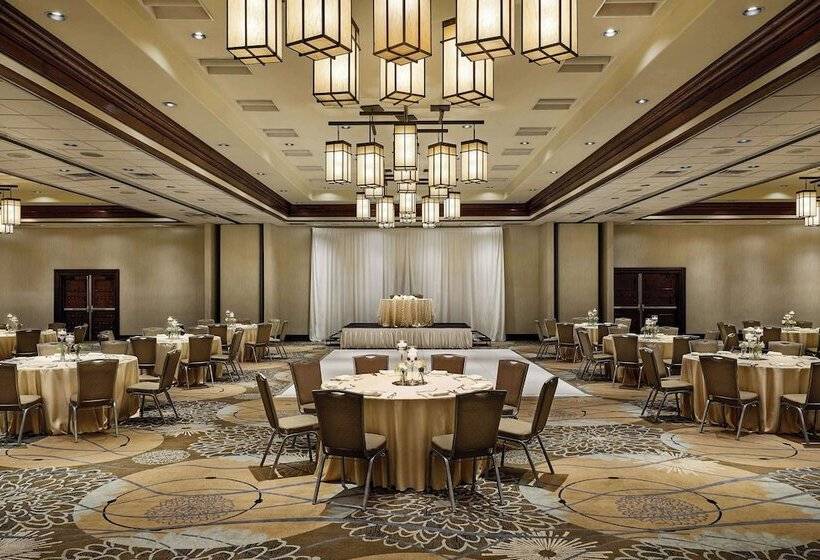 ホテル Doubletree By Hilton Ontario Airport