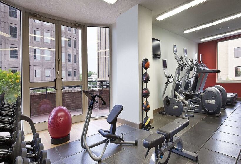 Отель Doubletree Suites By Hilton Austin Downtown Capitol