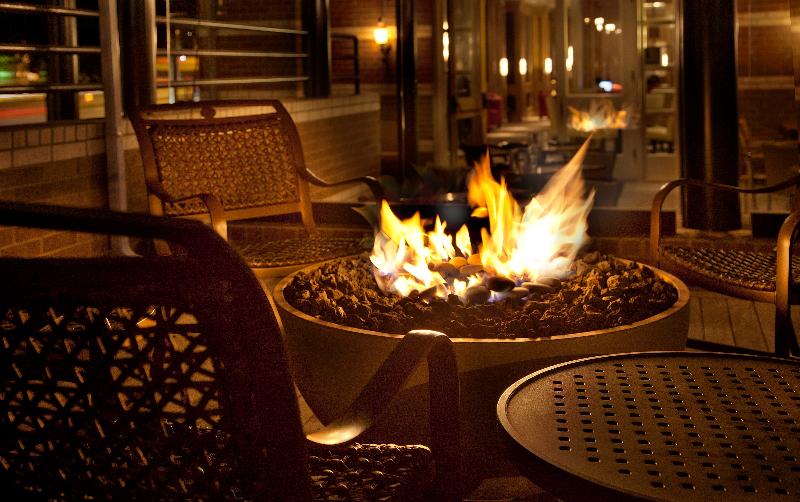 Отель Doubletree Suites By Hilton Austin Downtown Capitol