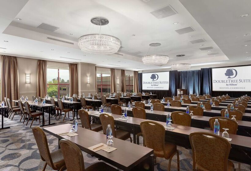 Doubletree Suites By Hilton Hotel Boston   Cambridge