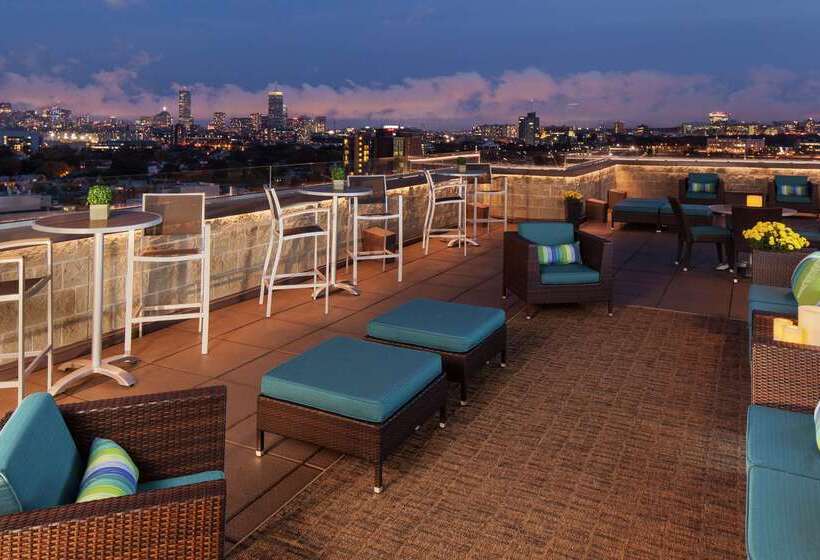 Doubletree Suites By Hilton Hotel Boston   Cambridge