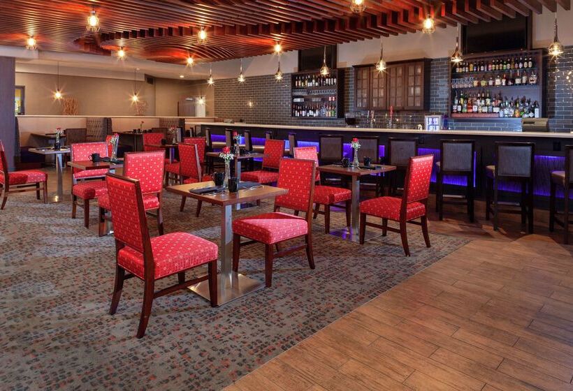 فندق Doubletree Suites By Hilton Dayton   Miamisburg