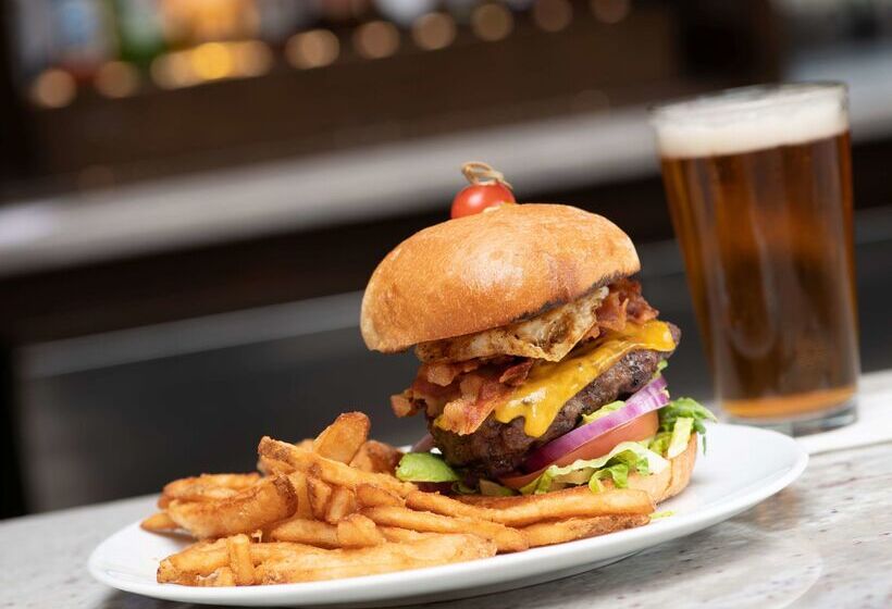 Doubletree Suites By Hilton Hotel Philadelphia West