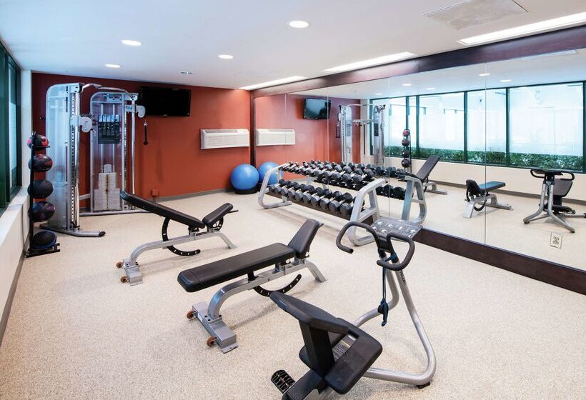 Doubletree Suites By Hilton Hotel Philadelphia West